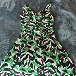 Tracy Evans Green and Black Sleeveless V-Neck Sundress
